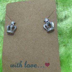 Crown earrings